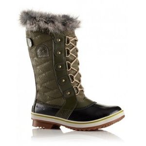 Sorel Tofino II Faux Fur Lace-Up Waterproof Cold Weather Boots